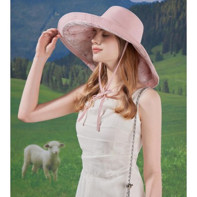 Reversible wide brim sun hat for women with UV protection, foldable and packable for beach