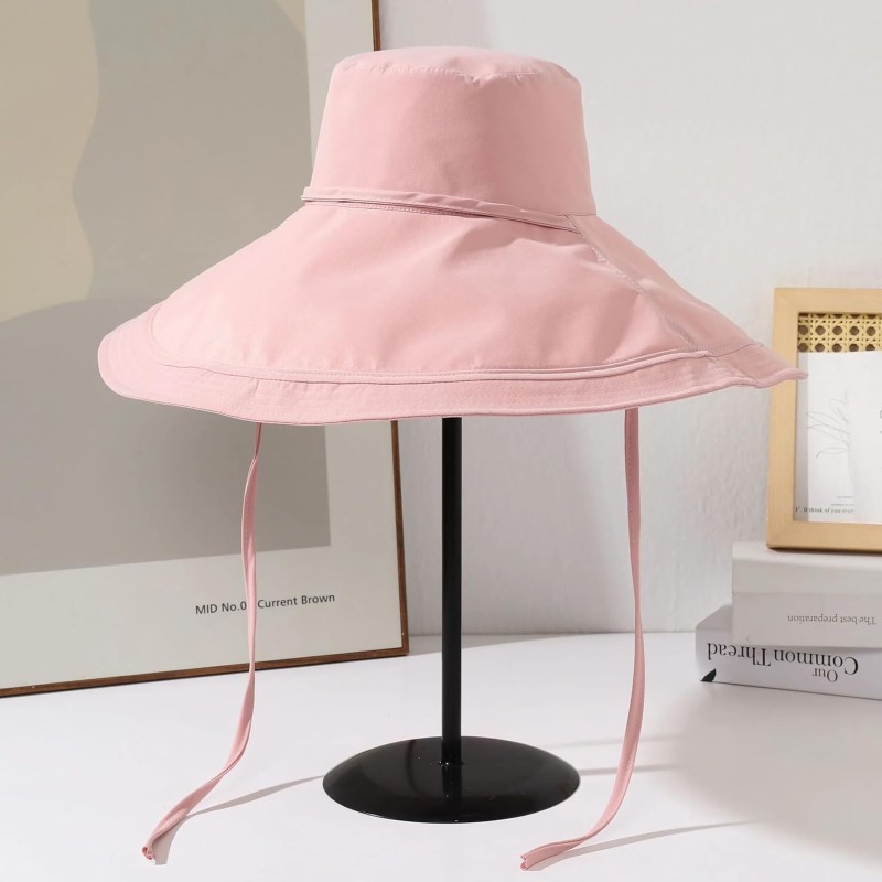 Reversible wide brim sun hat for women with UV protection, foldable and packable for beach