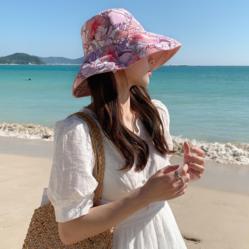Women's Floral Wide Brim Sun Hat Women's reversible floral wide brim sun hat with UV protection for beach and travel