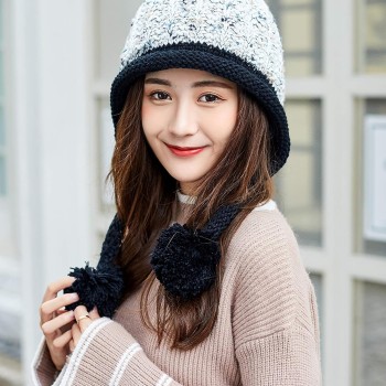 Women's Winter Peruvian Ear Flap Beanie, Sherpa Fleece Lined 3 Pom Pom Ponytail Ski Hat, White/Black One Size
