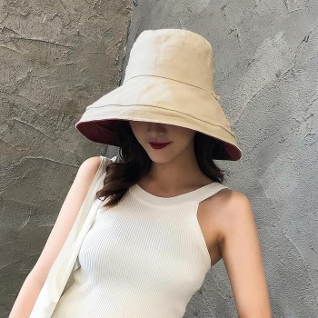 Women's Wide Brim Sun Hat UV Protection Shapable Wired Edge Summer Beach Fishing Hiking Hat with Chin Strap